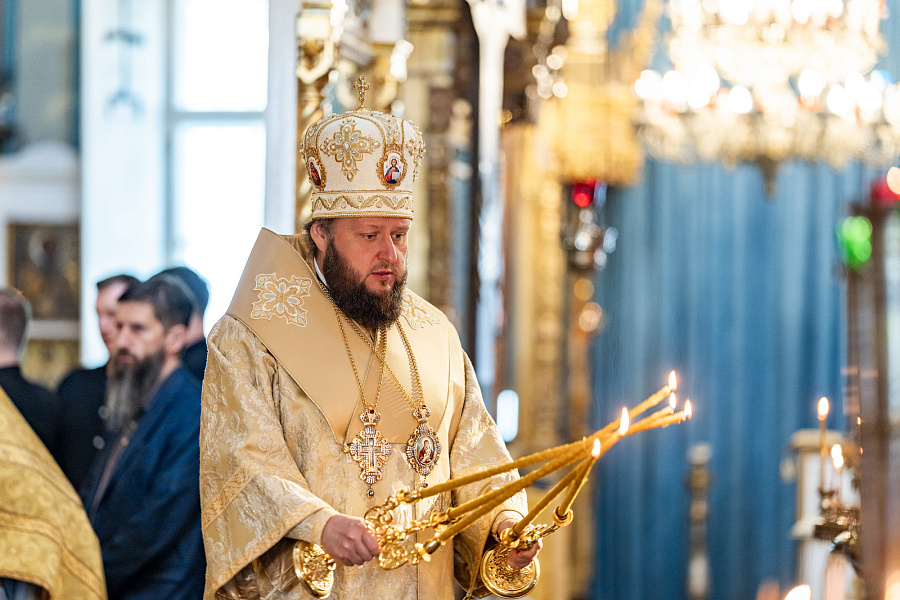 Архиерейское богослужение в Михаило-Архангельском храме села Михайловского г.о. Домодедово